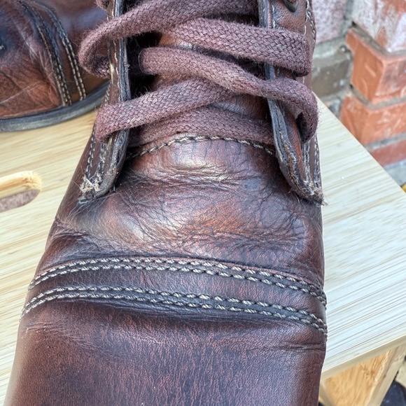 Distressed brown leather combat boots - Picture 6 of 8